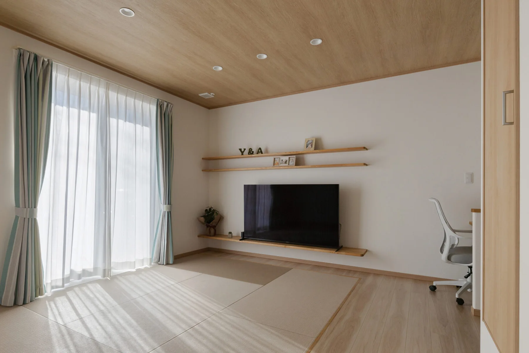 畳のリビングを採用した笛吹市S邸